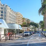 Cannes Croisette - Studio Palais Miramar - Across The Beach - Next To Carlton Hotel