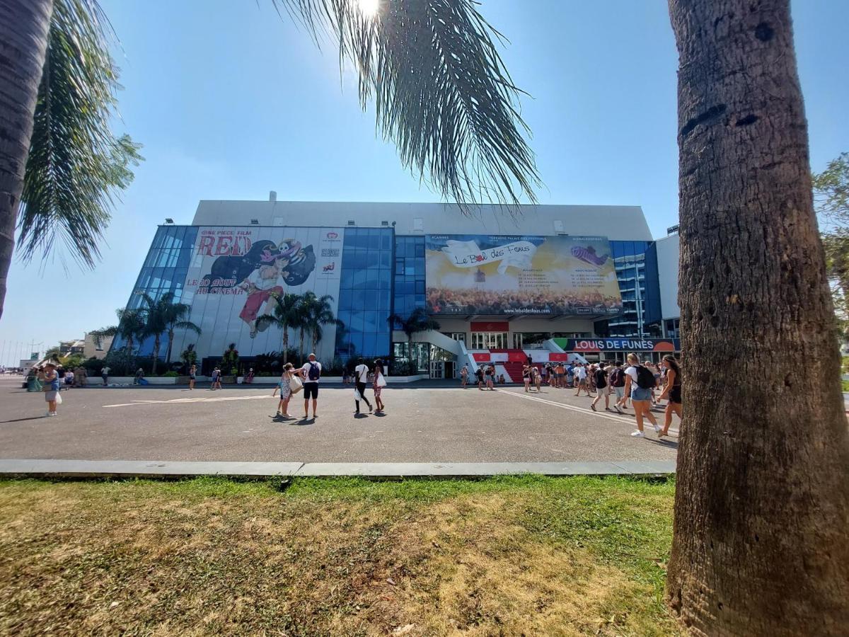 Croisette - Palais Miramar - Across The - Next To Carlton * Cannes