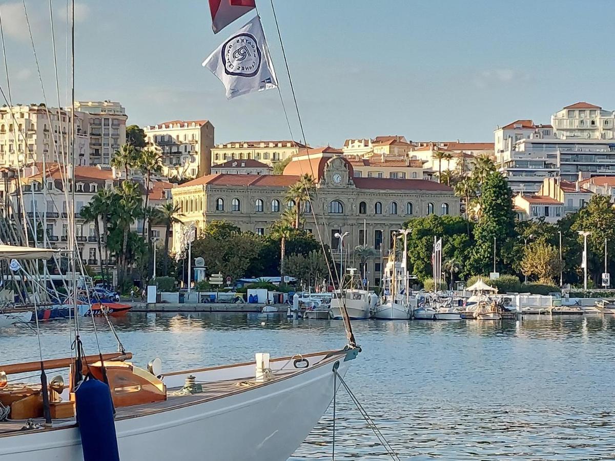 Croisette - Palais Miramar - Across The - Next To Carlton