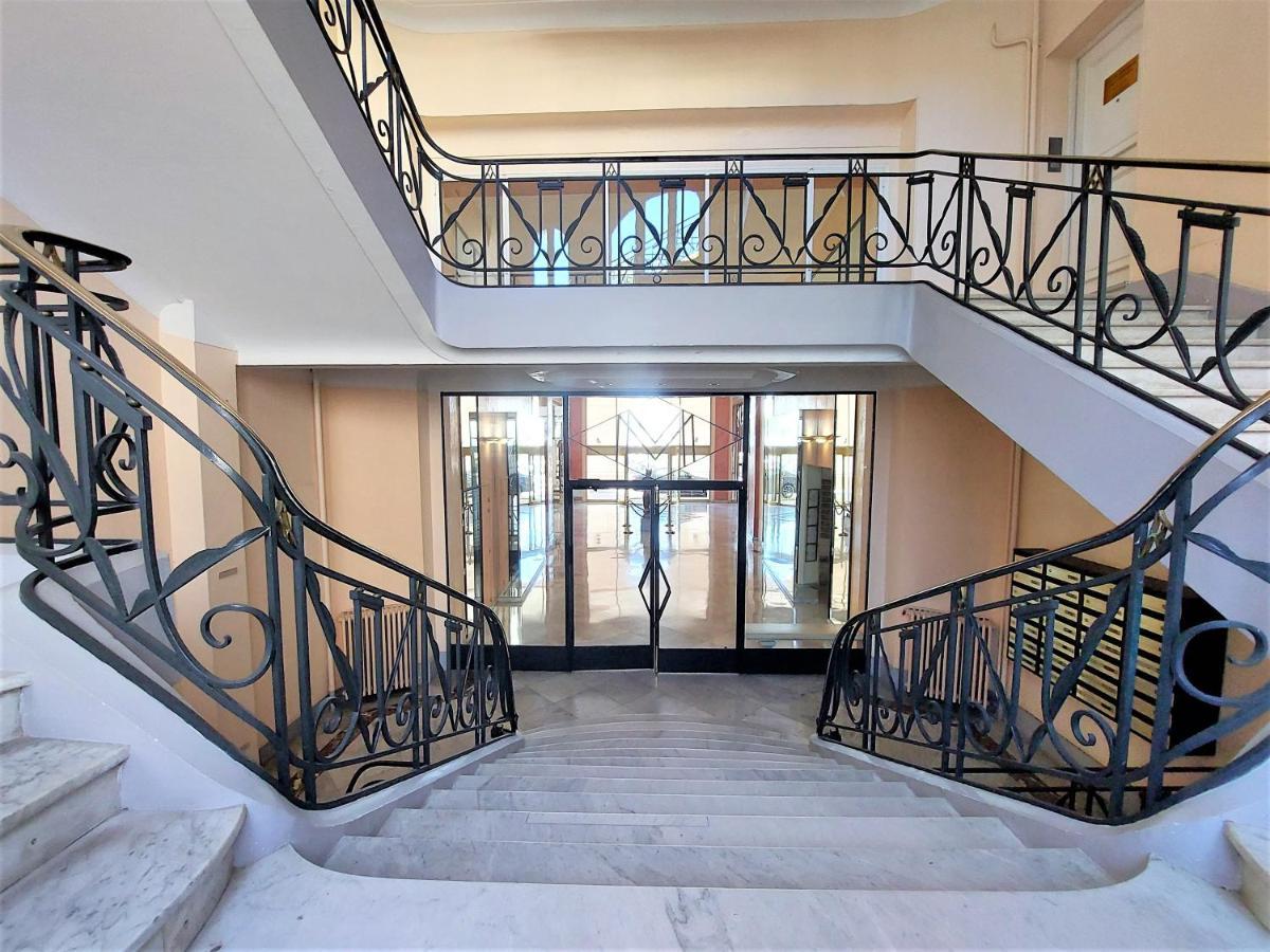Croisette - Palais Miramar - Across The - Next To Carlton