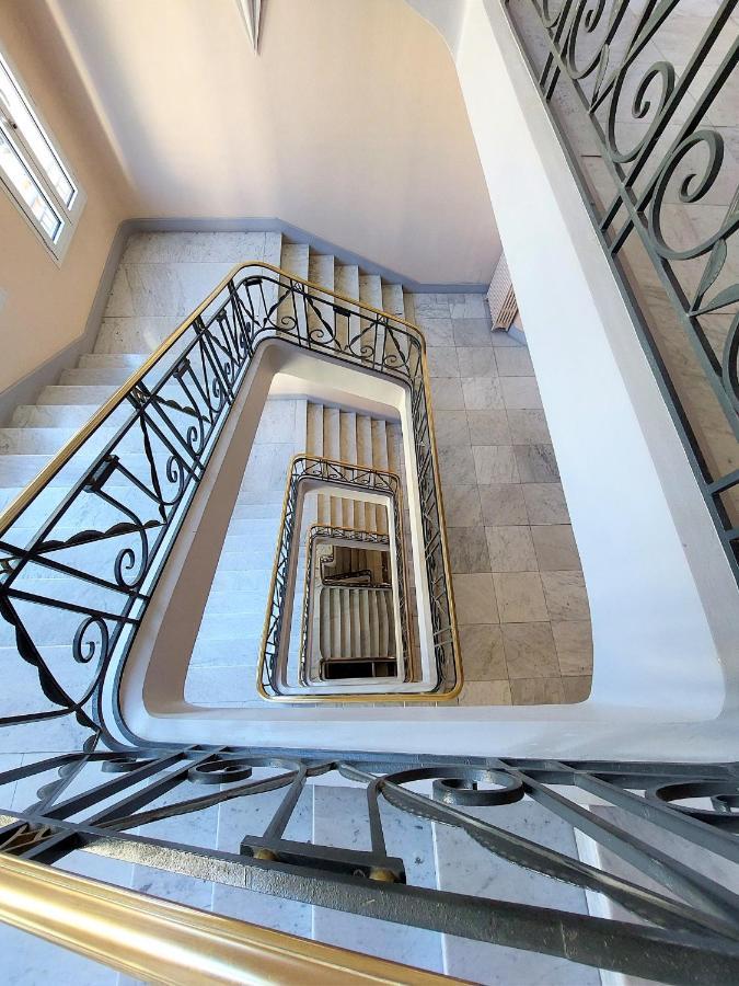 Croisette - Palais Miramar - Across The - Next To Carlton Appartement *